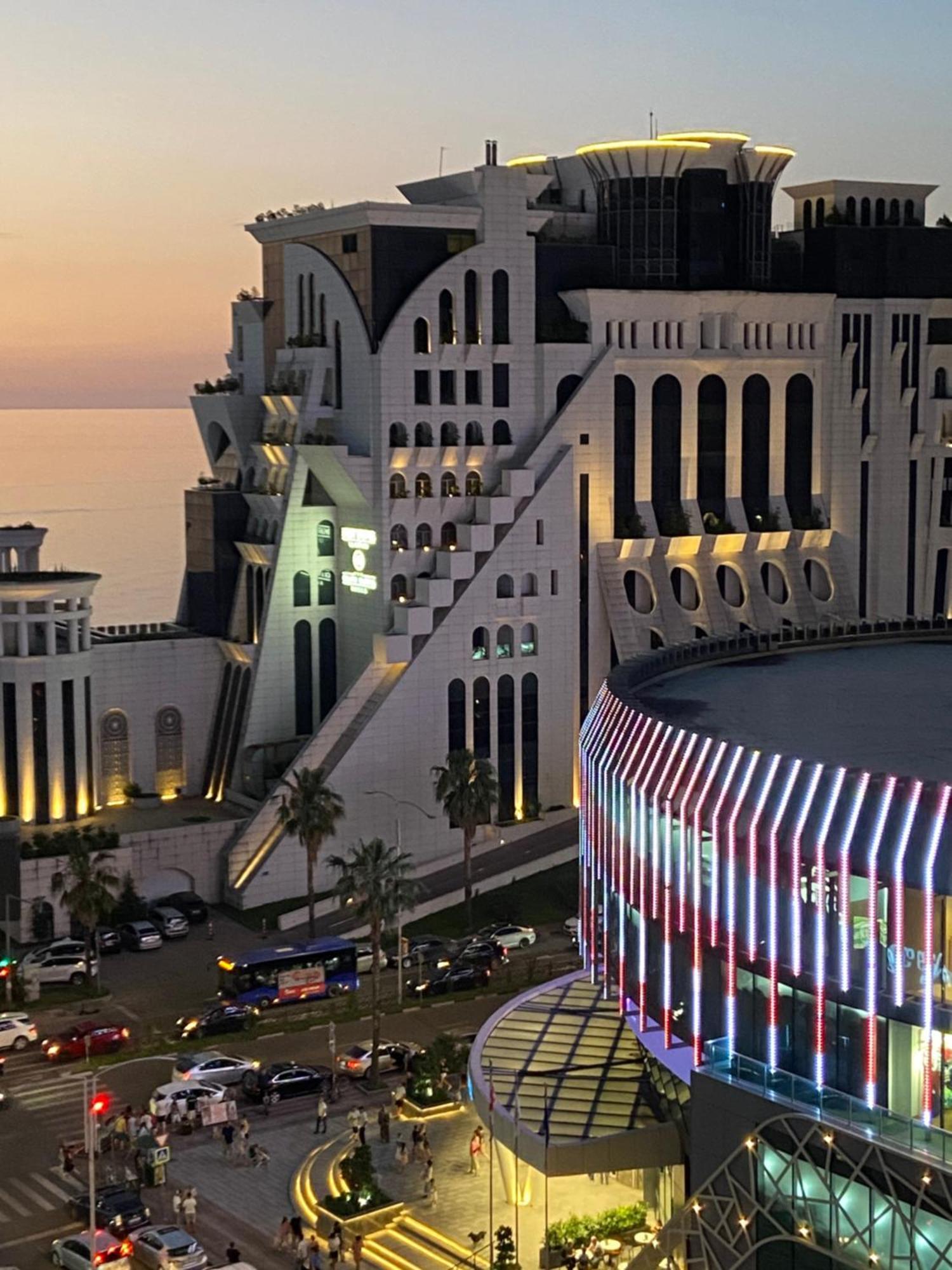 Batumi Orbi Residence Екстериор снимка